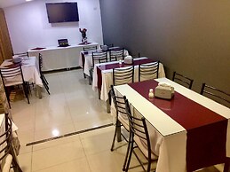 Hostal El Roble
