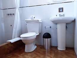 Hostal El Roble