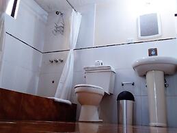 Hostal El Roble
