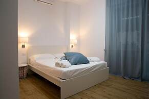 Dora's Room