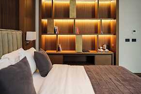 Supreme Hotel & Spa