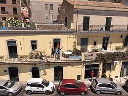Homstel Beach - Taormina Hostel