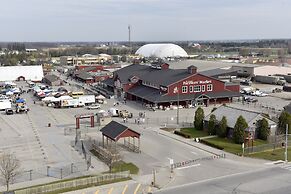 Staybridge Suites Waterloo - St. Jacobs Area by IHG