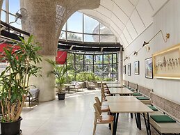 Mercure Jakarta Gatot Subroto