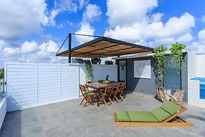 Unique Penthouse Tulum with Private Rooftop
