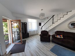 Fox Valley Villa
