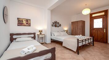 Theonis Villas