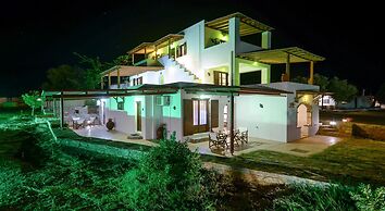 Theonis Villas