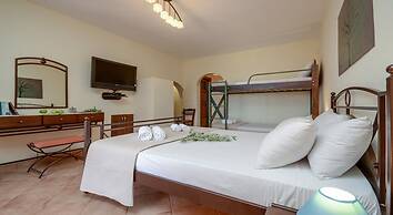 Theonis Villas