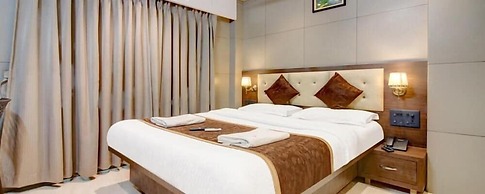 Hotel Leela