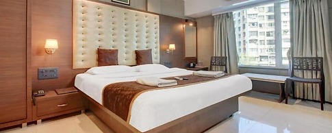 Hotel Leela