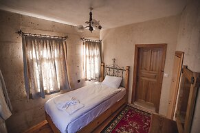 Kookaburra Hotel