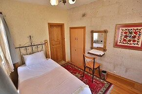Kookaburra Hotel