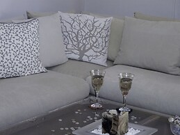 Urban Cosy Flat Near Tram, Metro & Acropolis