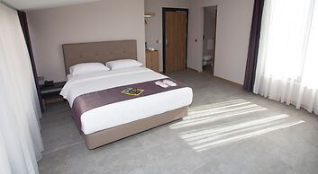 Jurnal Hotel