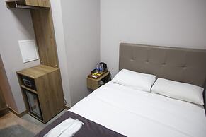 Jurnal Hotel