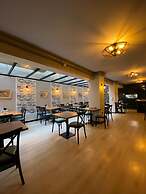Bloom Hotel