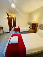 Mount Pleasant Hotel