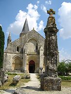 Les Noyers Aulnay