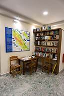 Bastas Hotel & Studios
