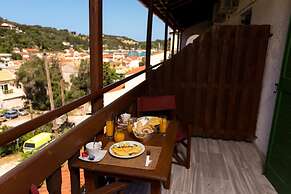 Bastas Hotel & Studios