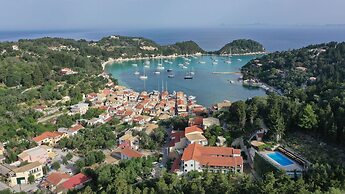 Bastas Hotel & Studios