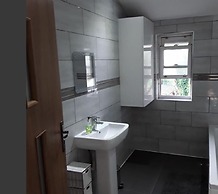 Traithouse
