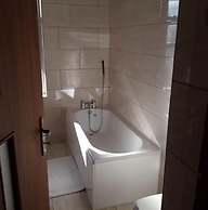 Traithouse