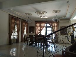 Villa Shamir near KLIA