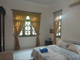 Villa Shamir near KLIA