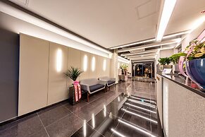Ballantine Business Hotel
