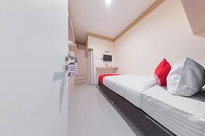 Hotel O Balcon Biru