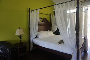 Juhu Farmstay