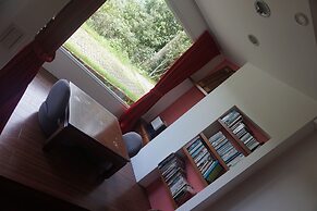 Juhu Farmstay