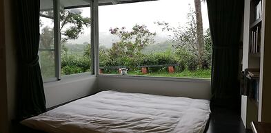 Juhu Farmstay