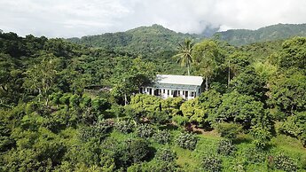 Juhu Farmstay