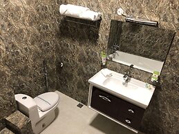 Legphel Hotel