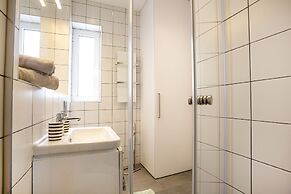 Atomic Apartment 01