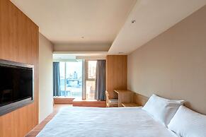 ELIM Hotel