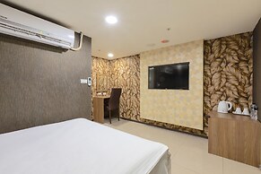 ELIM Hotel
