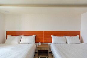 ELIM Hotel