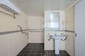 ELIM Hotel