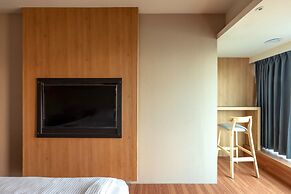 ELIM Hotel