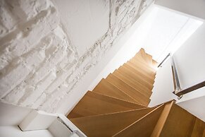 Atomic Apartment 02