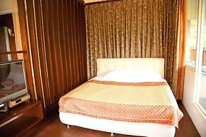 Maylin Resort