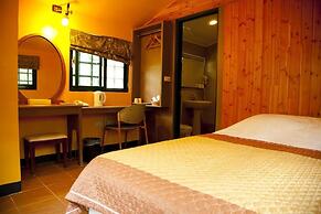 Maylin Resort