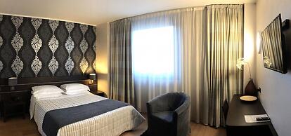 Casta Hotel