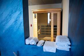 Casta Hotel