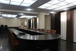 Tagaytay Karakol Hotel
