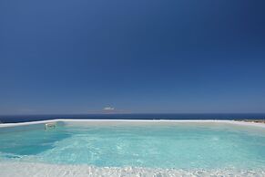 Aplada Suites